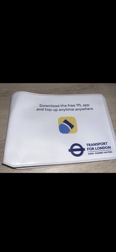Plastic oyster card holder - plastic,